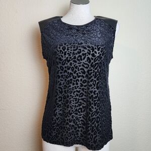 DKNY  Black Blooms Faux Leather Shoulder & Neckline Women's  Top Size M